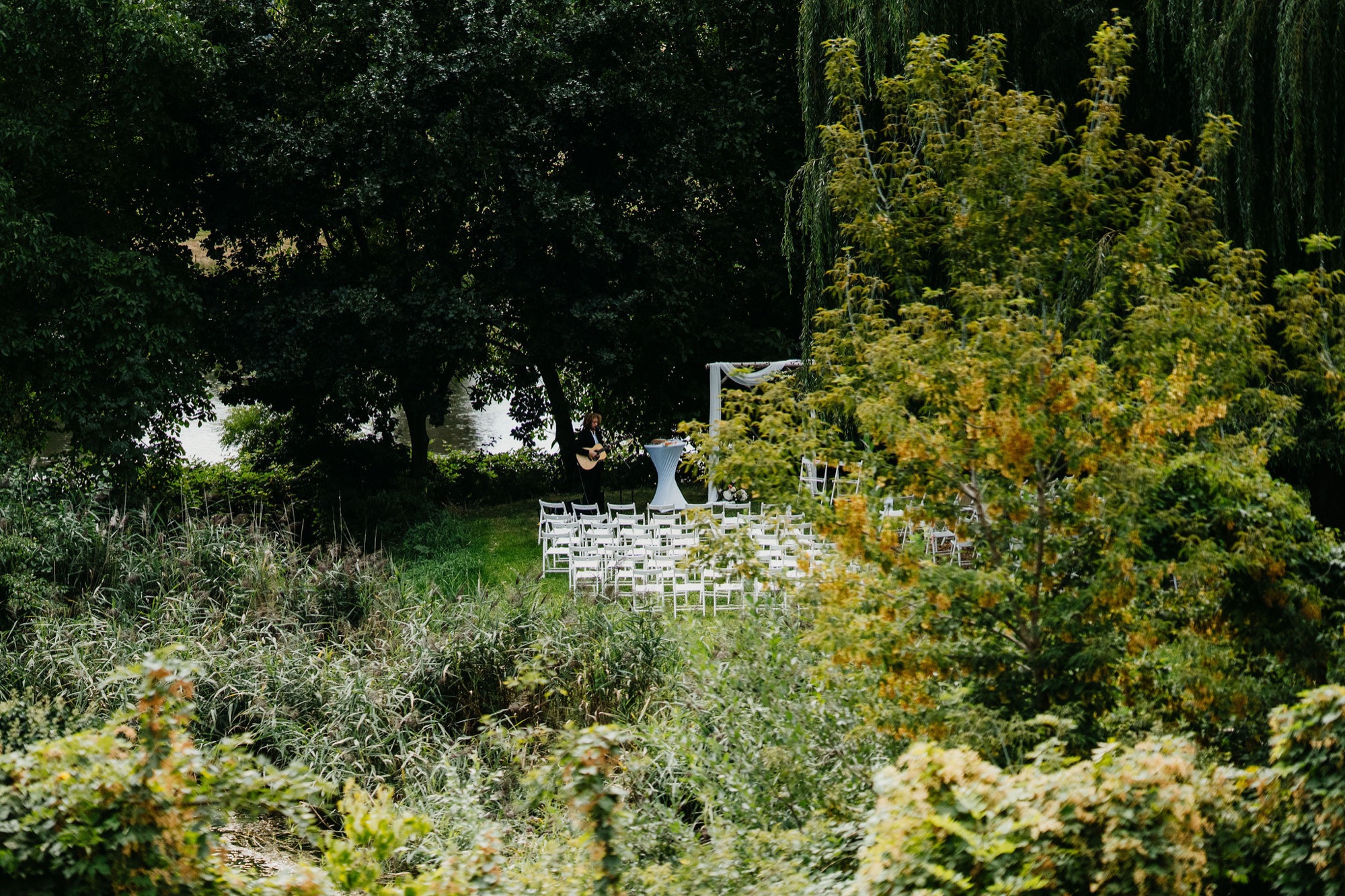 Gartenweg zur Trauung